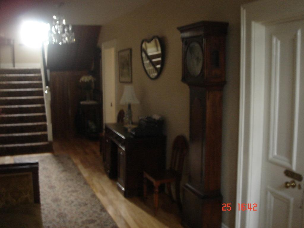 Bed and Breakfast Abbey House Томастаун Екстер'єр фото